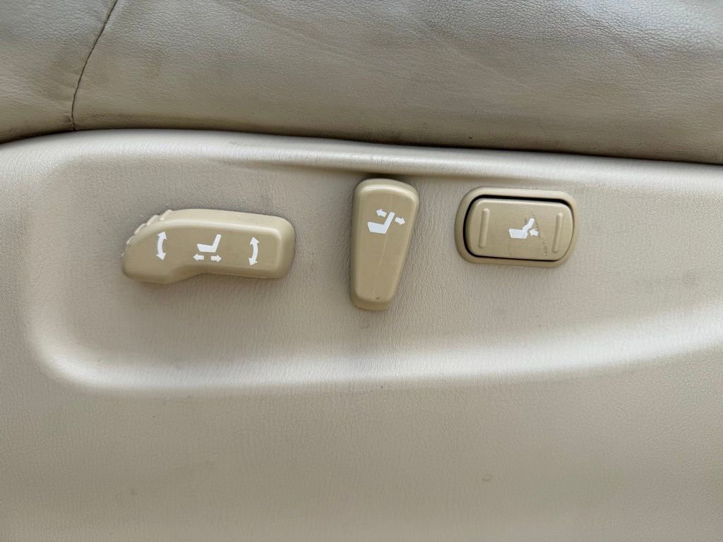 Used 2015 INFINITI QX80 2WD w/ Deluxe Technology Package image 10