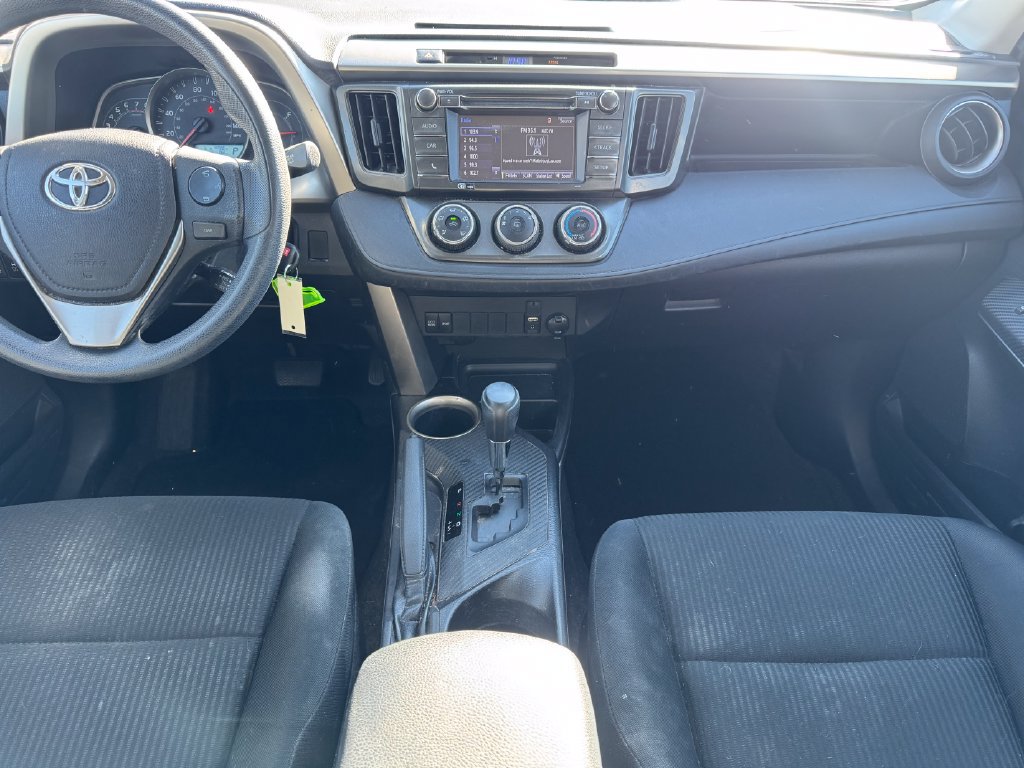 Used 2015 Toyota RAV4 LE AWD/4WD image 10