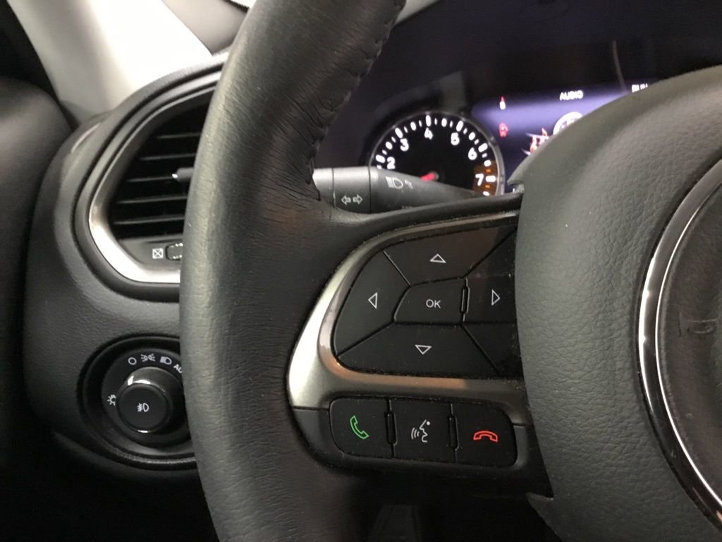 Used 2022 Jeep Renegade Latitude w/ Convenience Group image 38