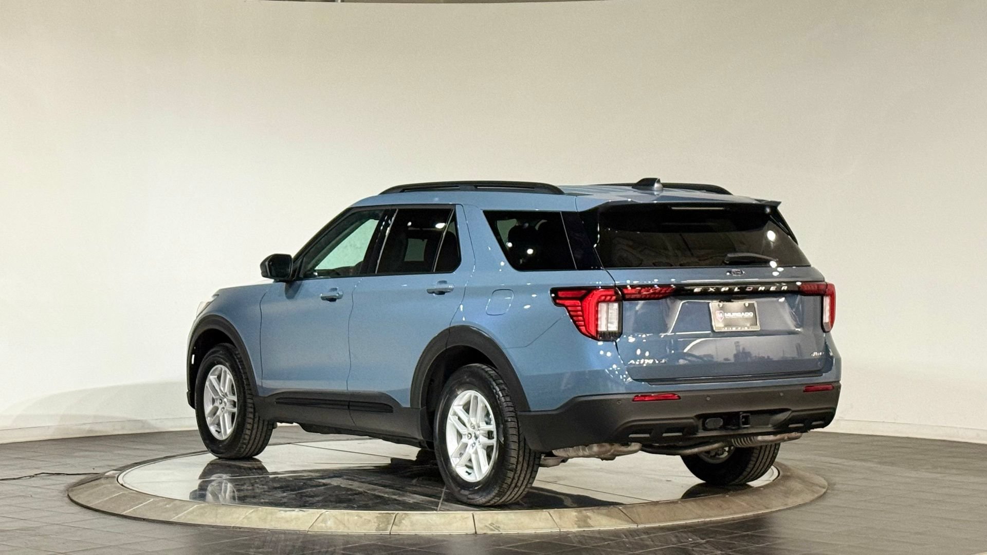 New 2026 Ford Explorer Active AWD/4WD image 7