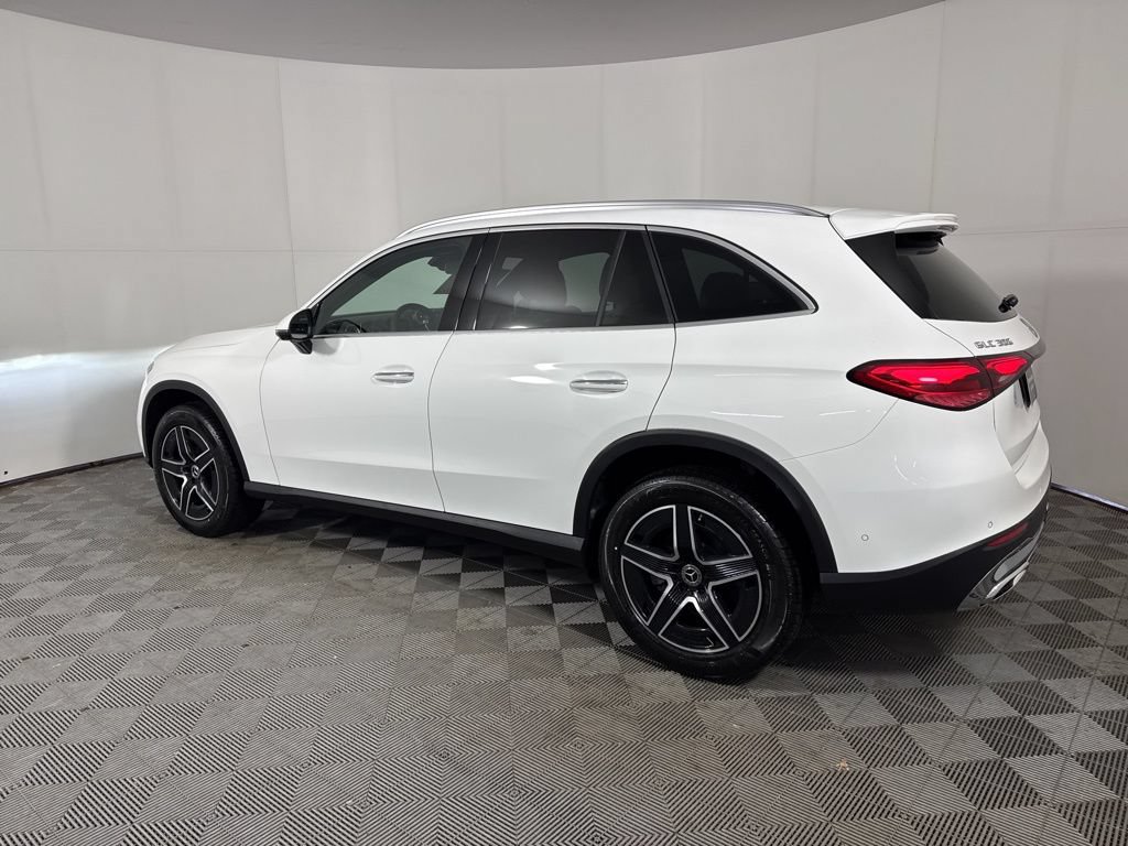 New 2026 Mercedes-Benz GLC 300 4MATIC image 3