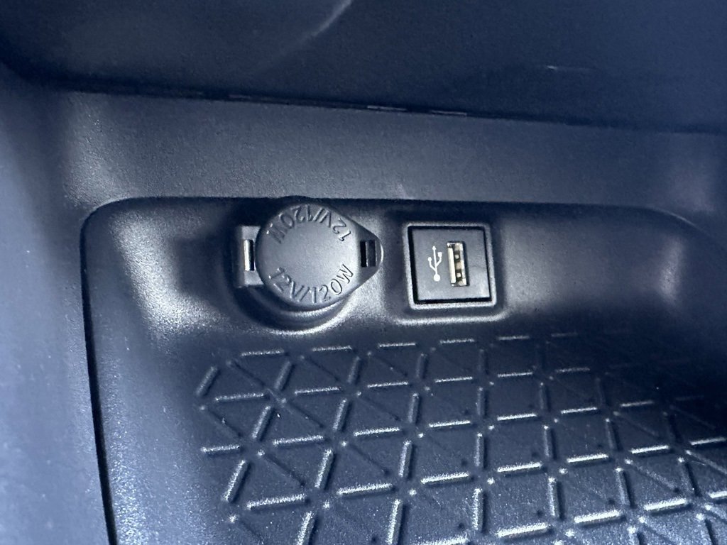 New 2025 Toyota RAV4 LE image 28