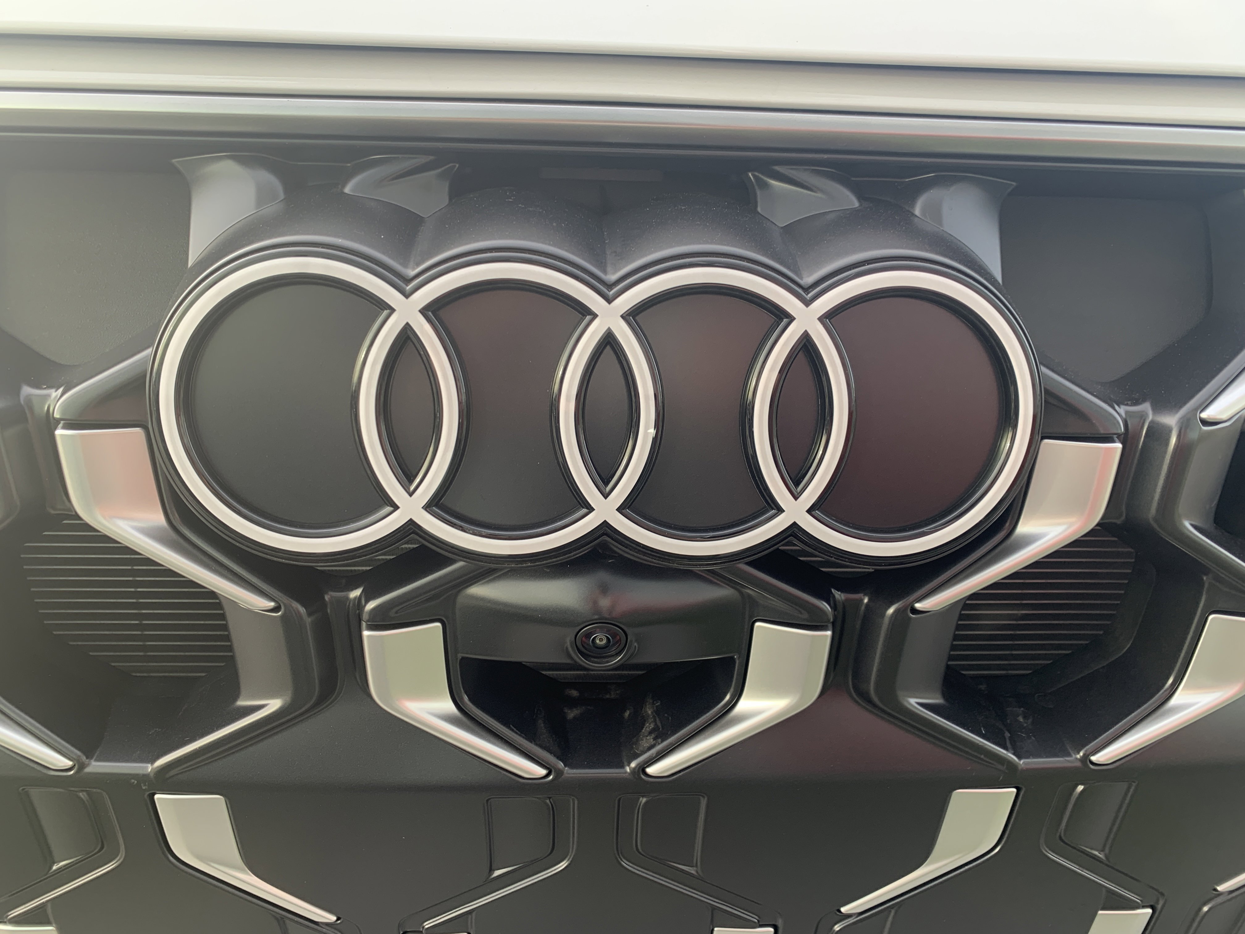 New 2025 Audi SQ5 Premium Plus image 41