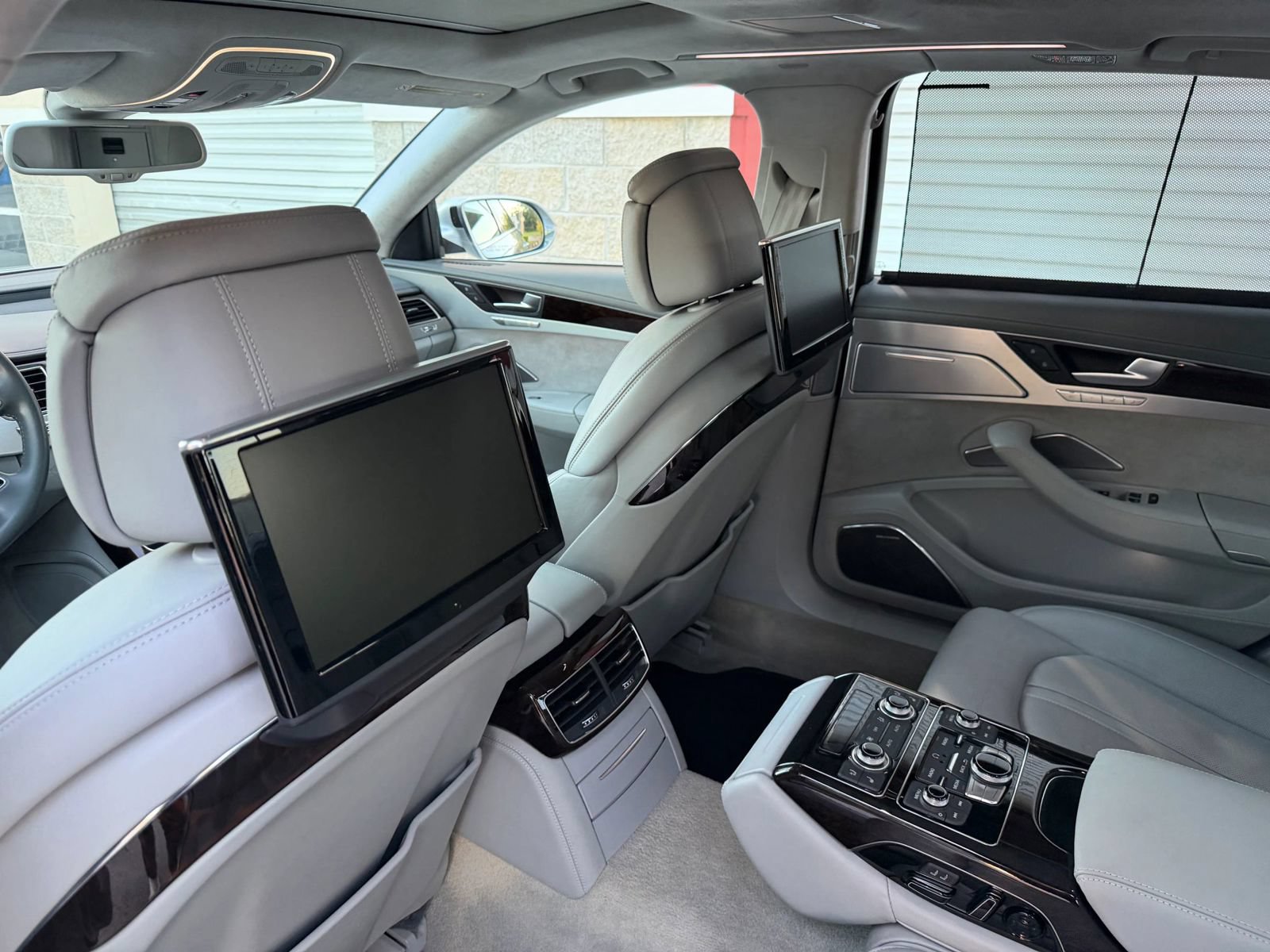 Used 2012 Audi A8 L W12 AWD/4WD image 35