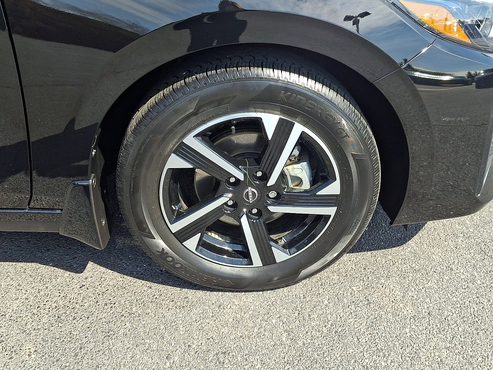 Certified 2024 Nissan Sentra SV FWD image 8