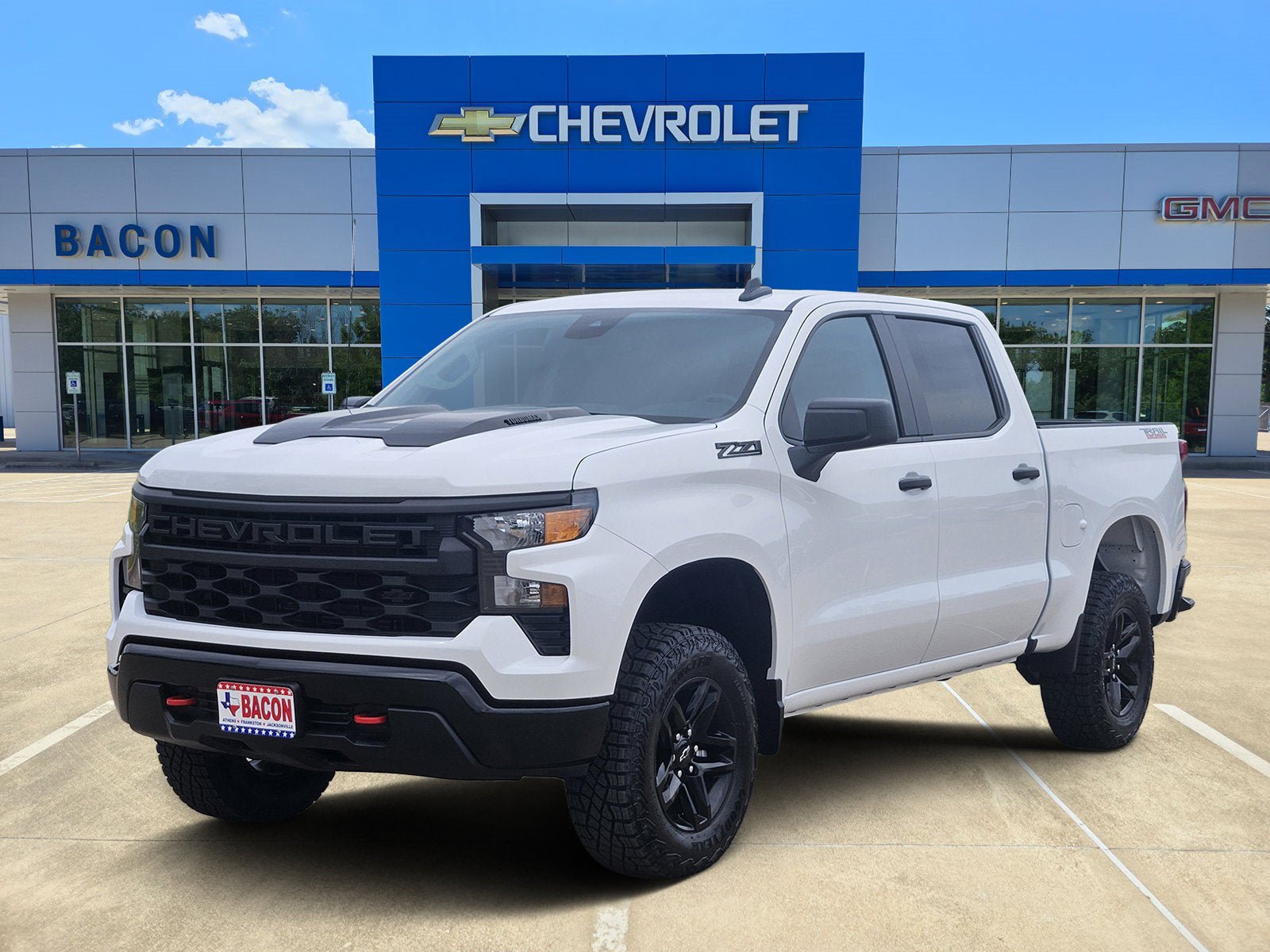 New 2026 Chevrolet Silverado 1500 Custom Trail Boss w/ LPO, Dark Essentials Package