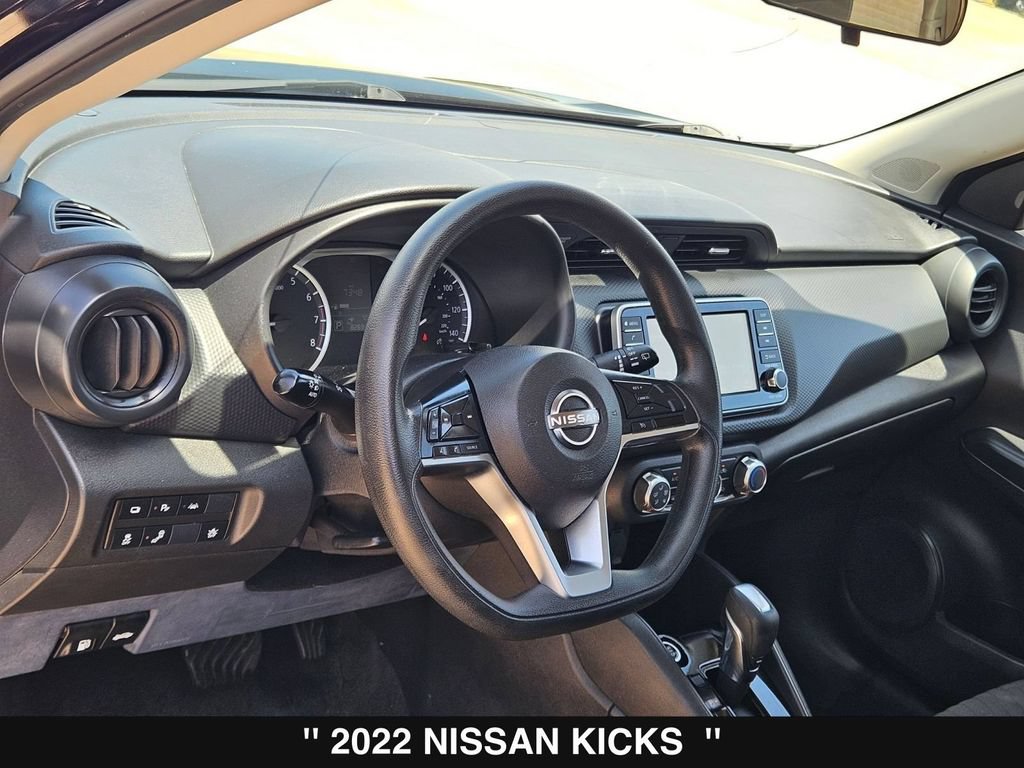 Used 2022 Nissan Kicks S FWD image 13