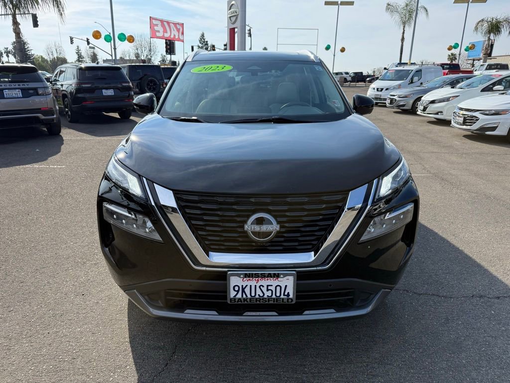 Used 2023 Nissan Rogue SL w/ SL Premium Package image 2