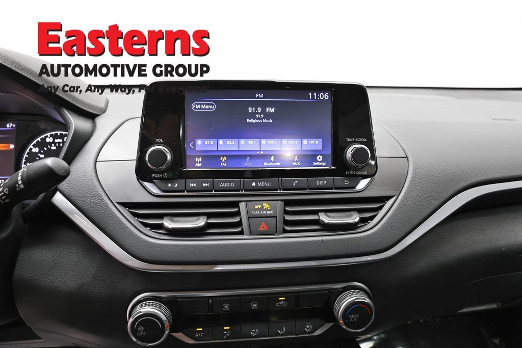 Used 2023 Nissan Altima 2.5 S FWD image 11