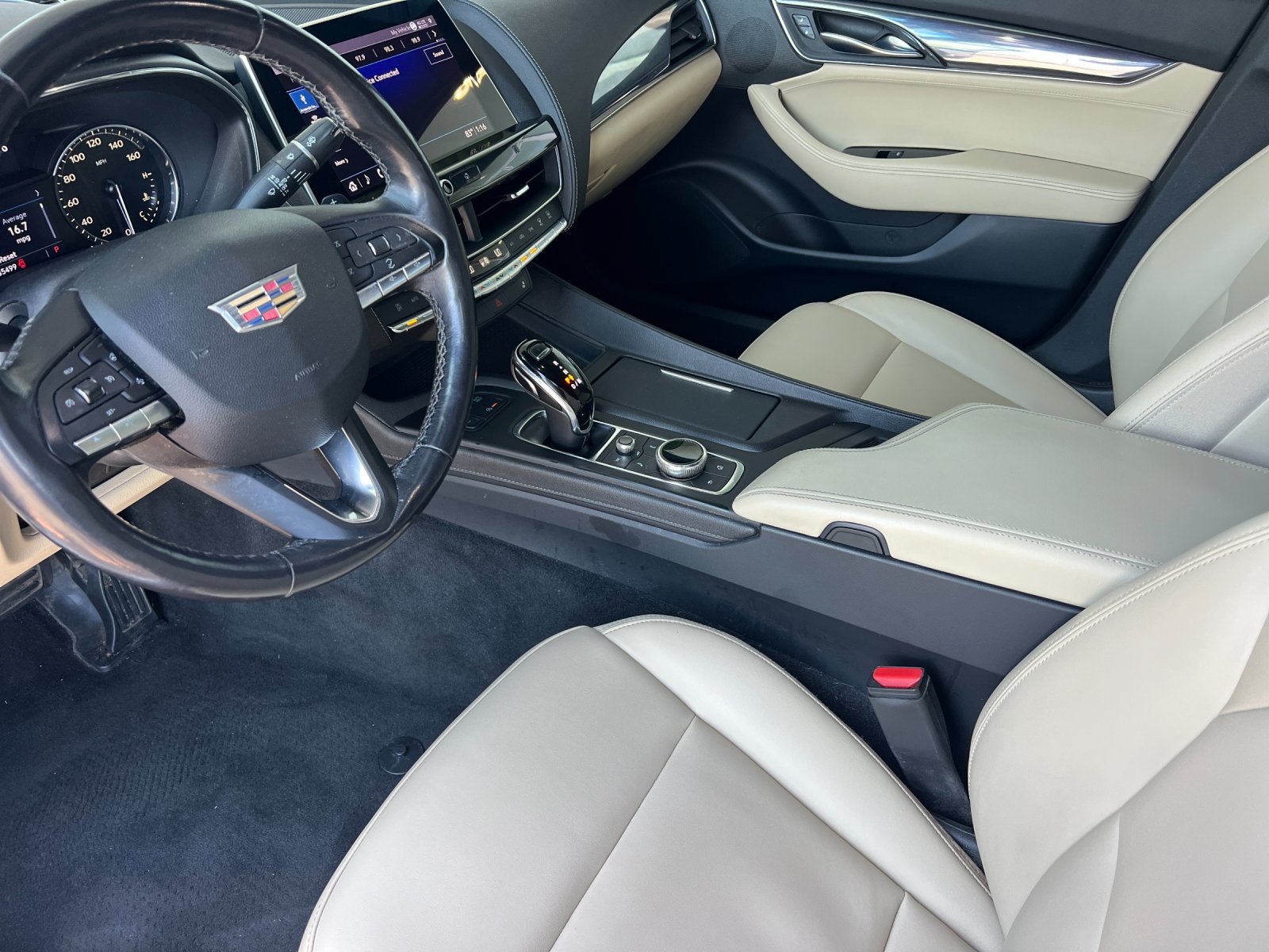Used 2020 Cadillac CT5 Luxury w/ Cold Weather Package RWD image 10