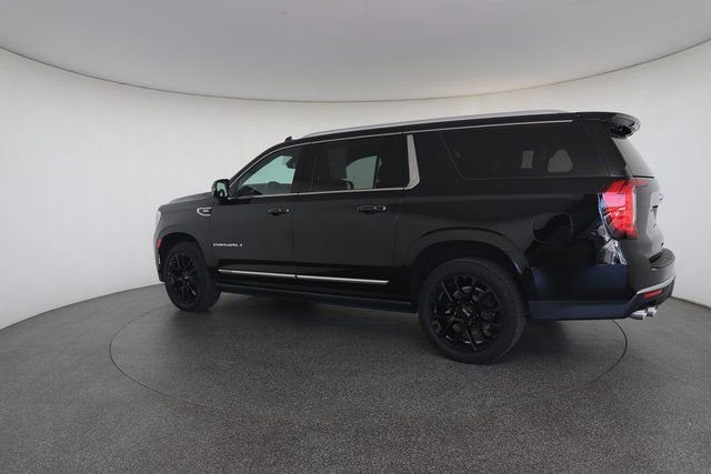Used 2022 GMC Yukon XL Denali image 9