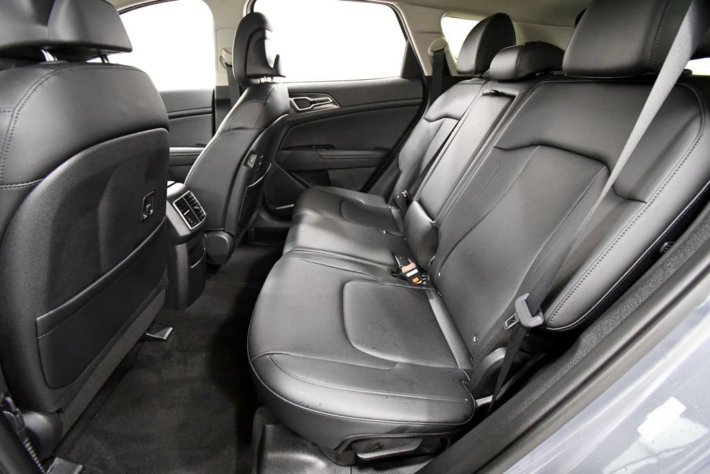 Certified 2023 Kia Sportage EX AWD/4WD image 15