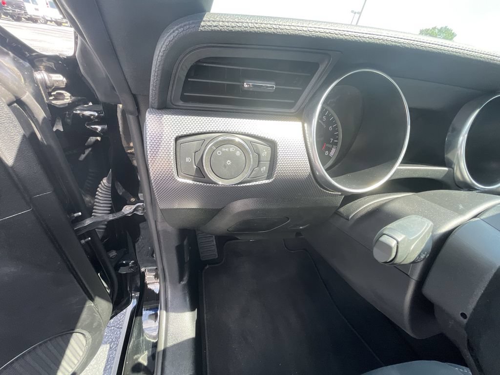 Used 2021 Ford Mustang GT w/ Equipment Group 301A RWD image 17
