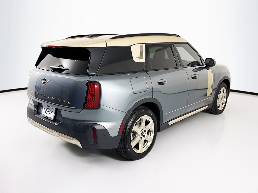 Certified 2025 MINI Cooper Countryman SE w/ Comfort Package Max AWD/4WD image 5
