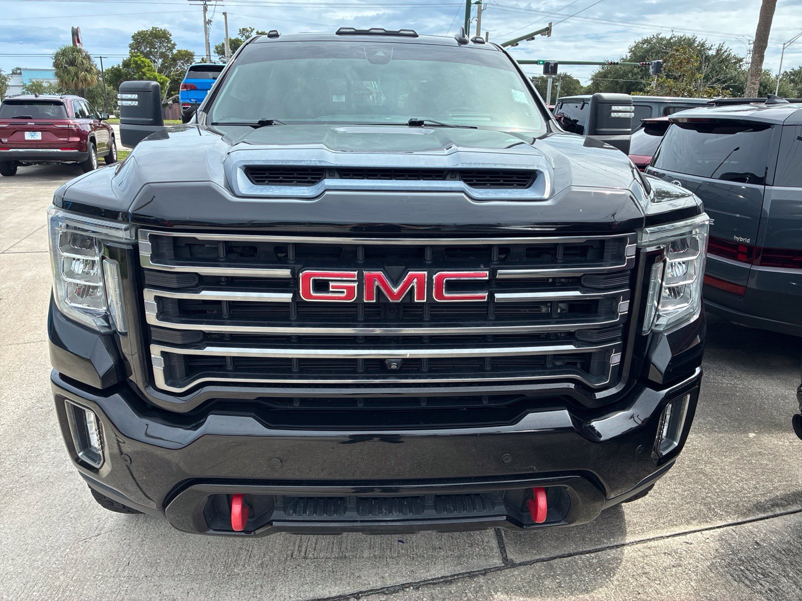 Used 2020 GMC Sierra 2500 AT4 w/ AT4 Premium Package AWD/4WD image 8