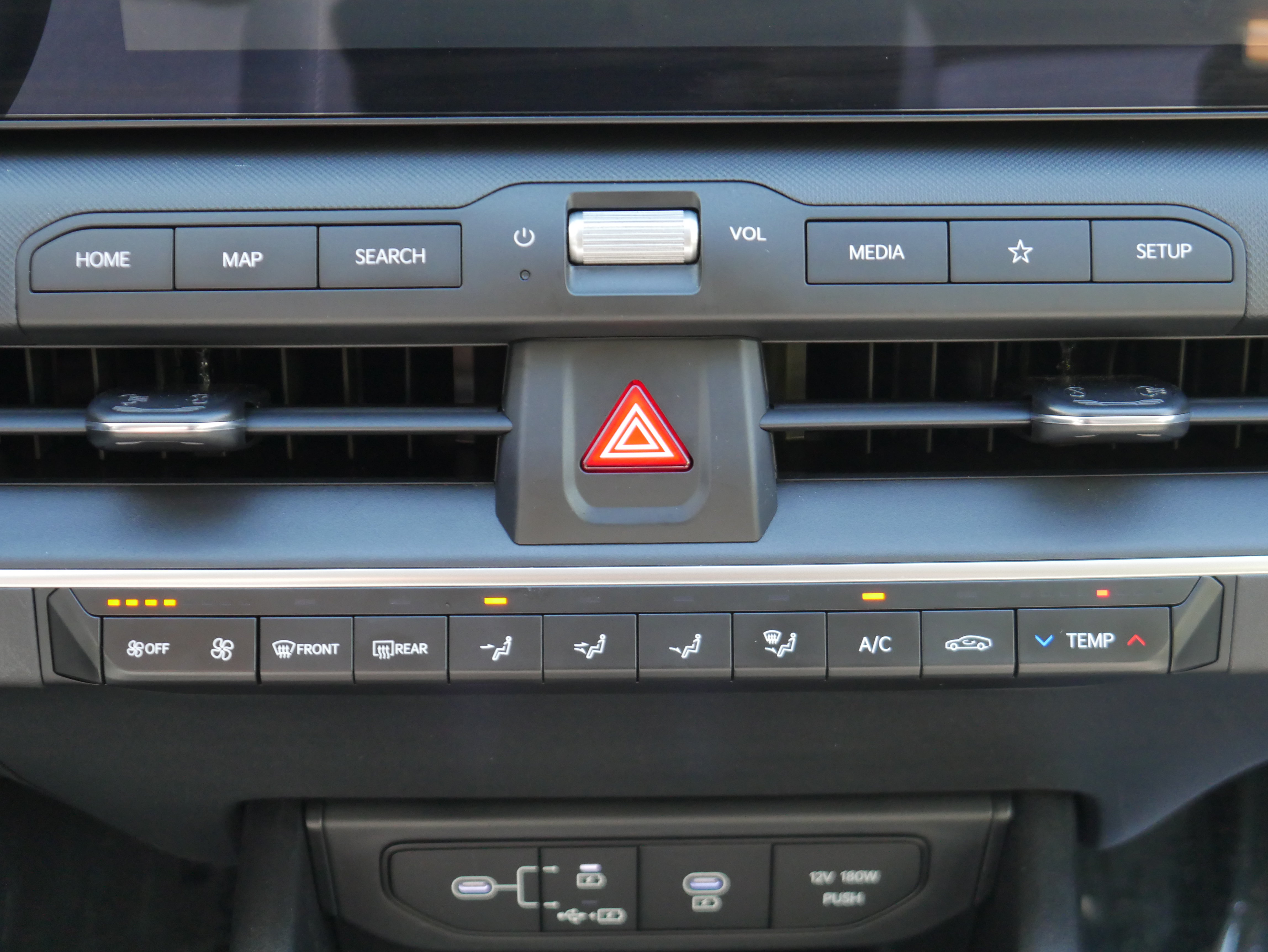 Certified 2025 Kia K4 FWD image 19