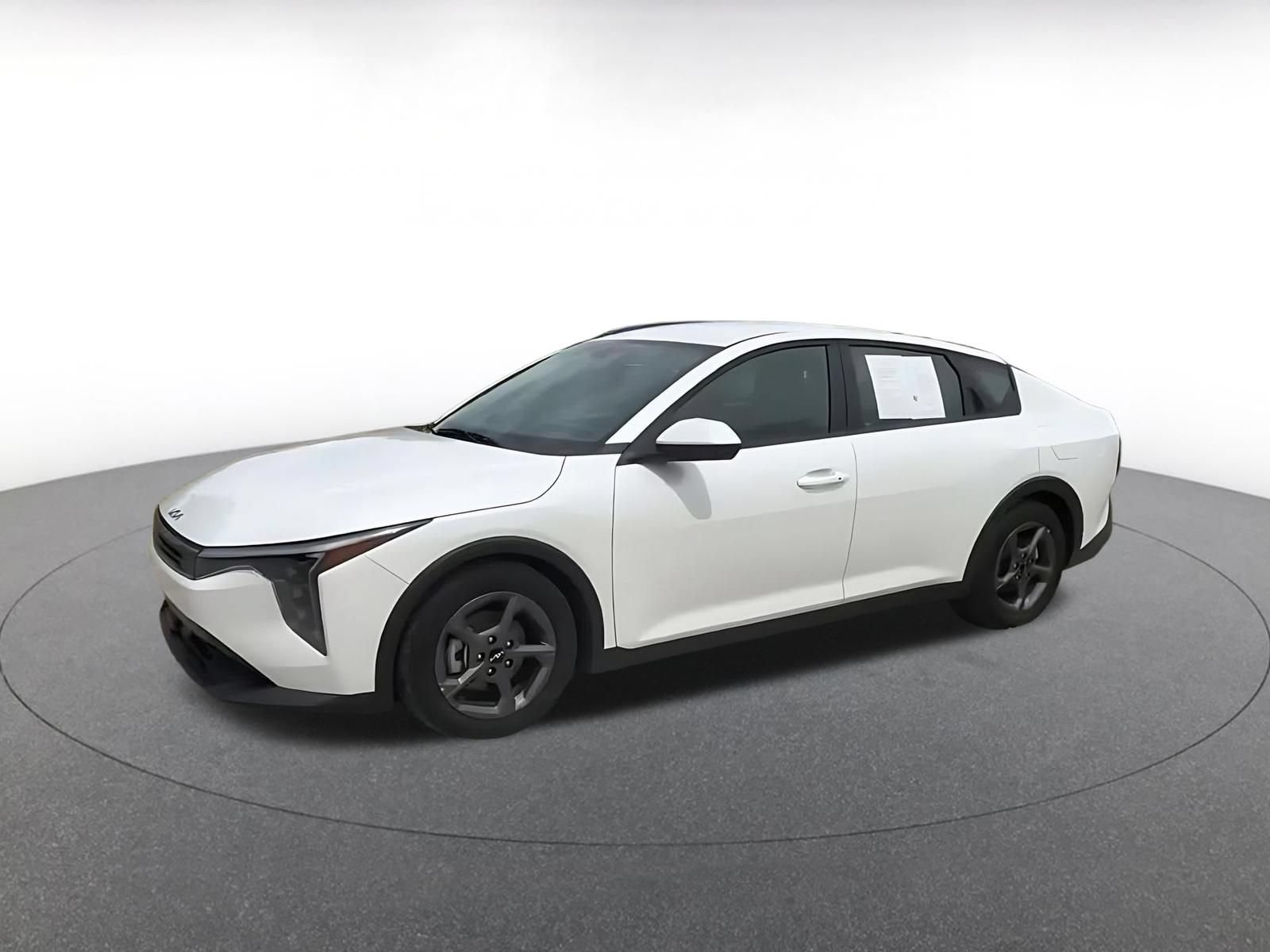 Used 2025 Kia K4 FWD image 9