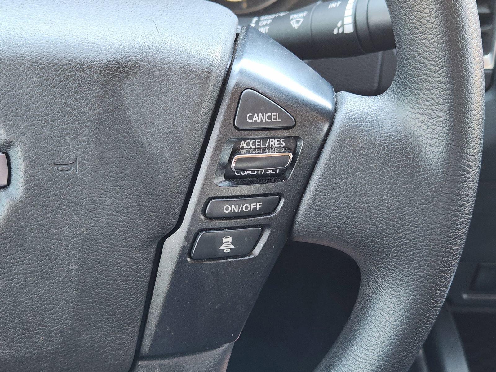 Used 2023 Nissan Frontier SV w/ Technology Package image 37