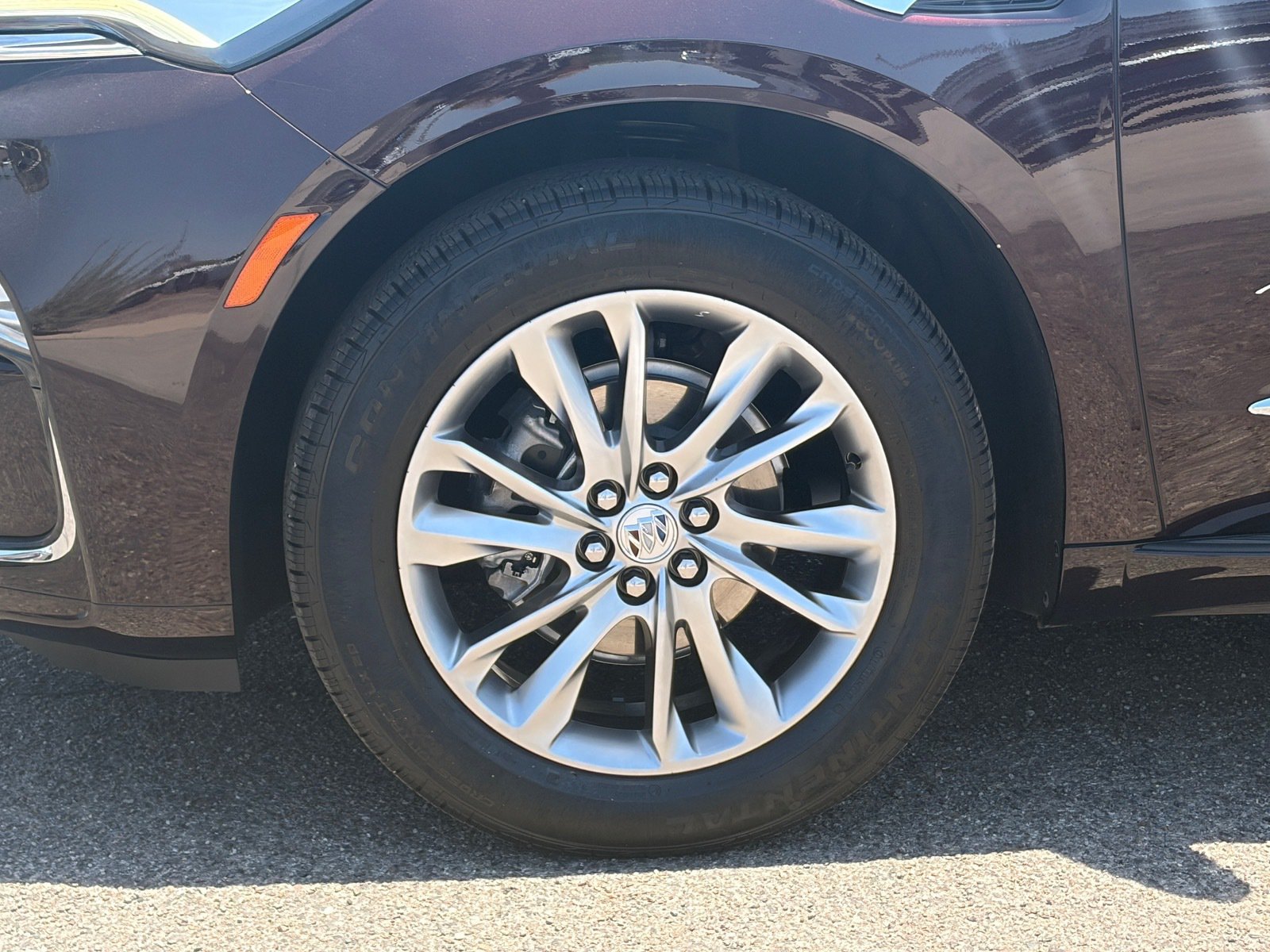 Used 2023 Buick Enclave Avenir w/ Avenir Technology Package FWD image 9