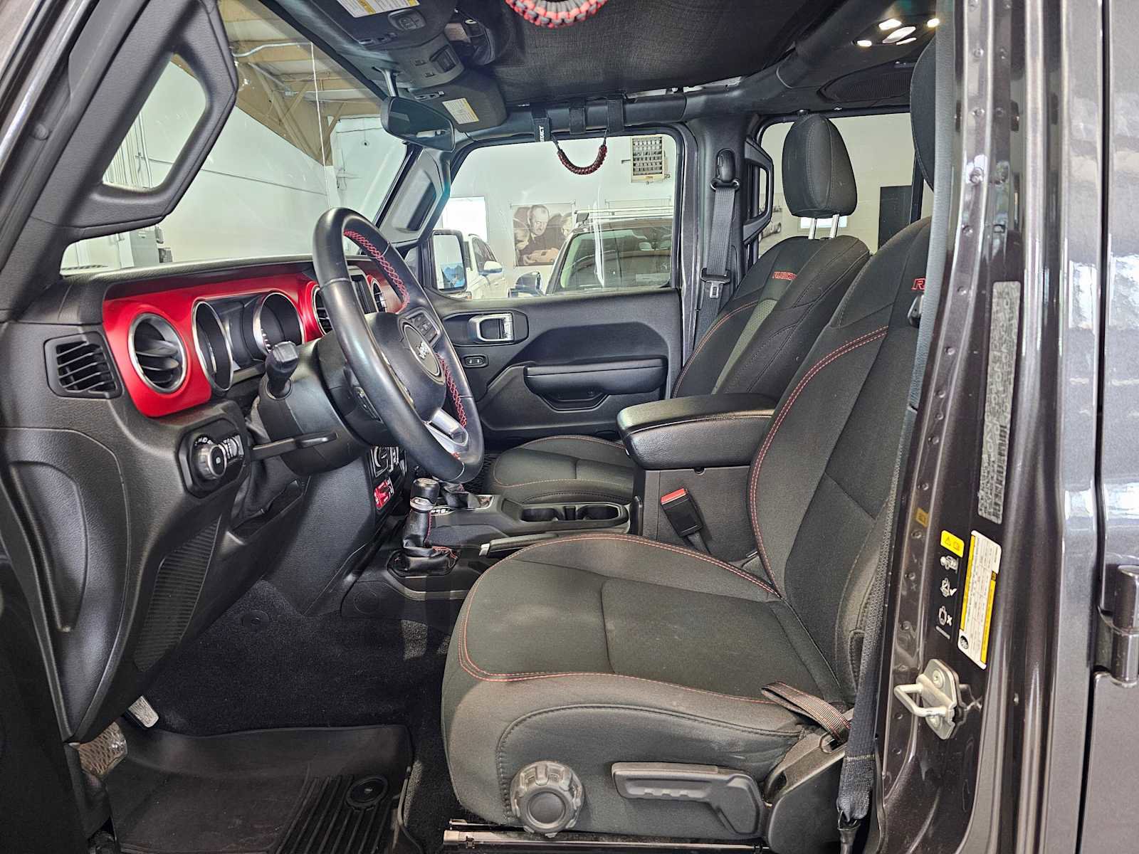 Used 2021 Jeep Wrangler Unlimited Rubicon AWD/4WD image 20