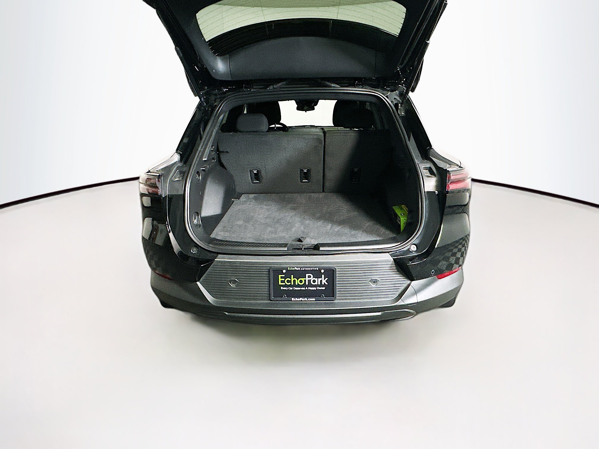 Used 2025 Chevrolet Equinox EV LT FWD image 30