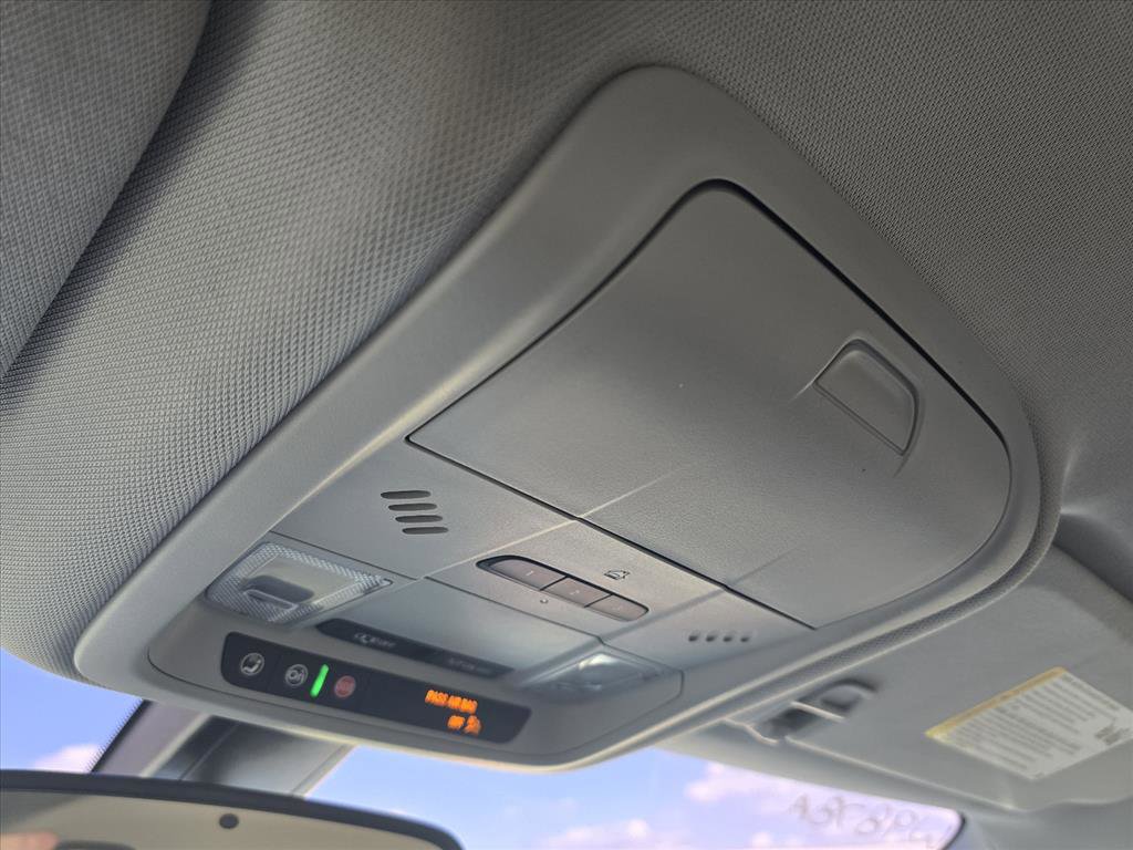 Used 2020 Chevrolet Blazer LT image 23