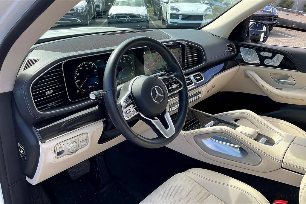 Certified 2023 Mercedes-Benz GLS 450 4MATIC image 11