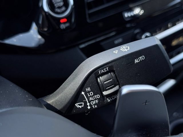Used 2023 BMW M550i xDrive w/ Executive Package AWD/4WD image 35