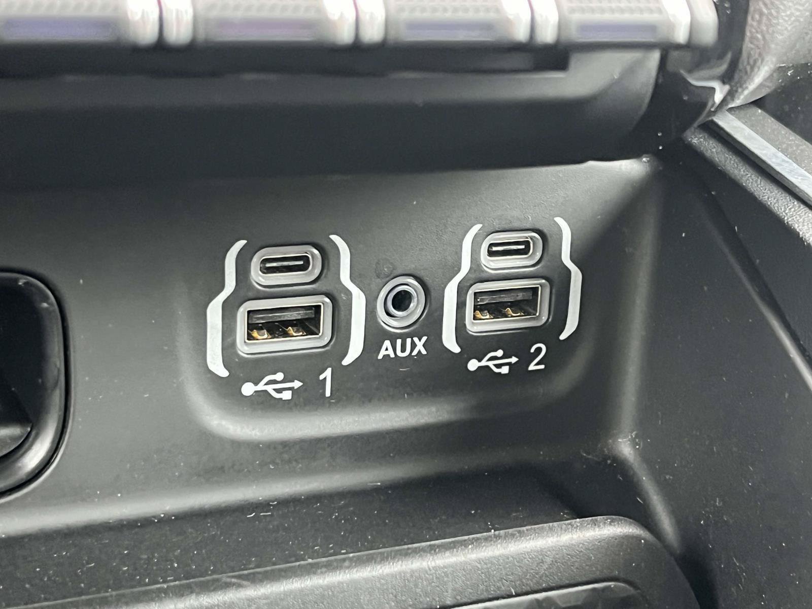 Used 2023 RAM 1500 Big Horn AWD/4WD image 32