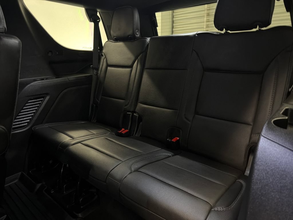 Used 2025 GMC Yukon Denali w/ Sun & Power Step Package AWD/4WD image 15
