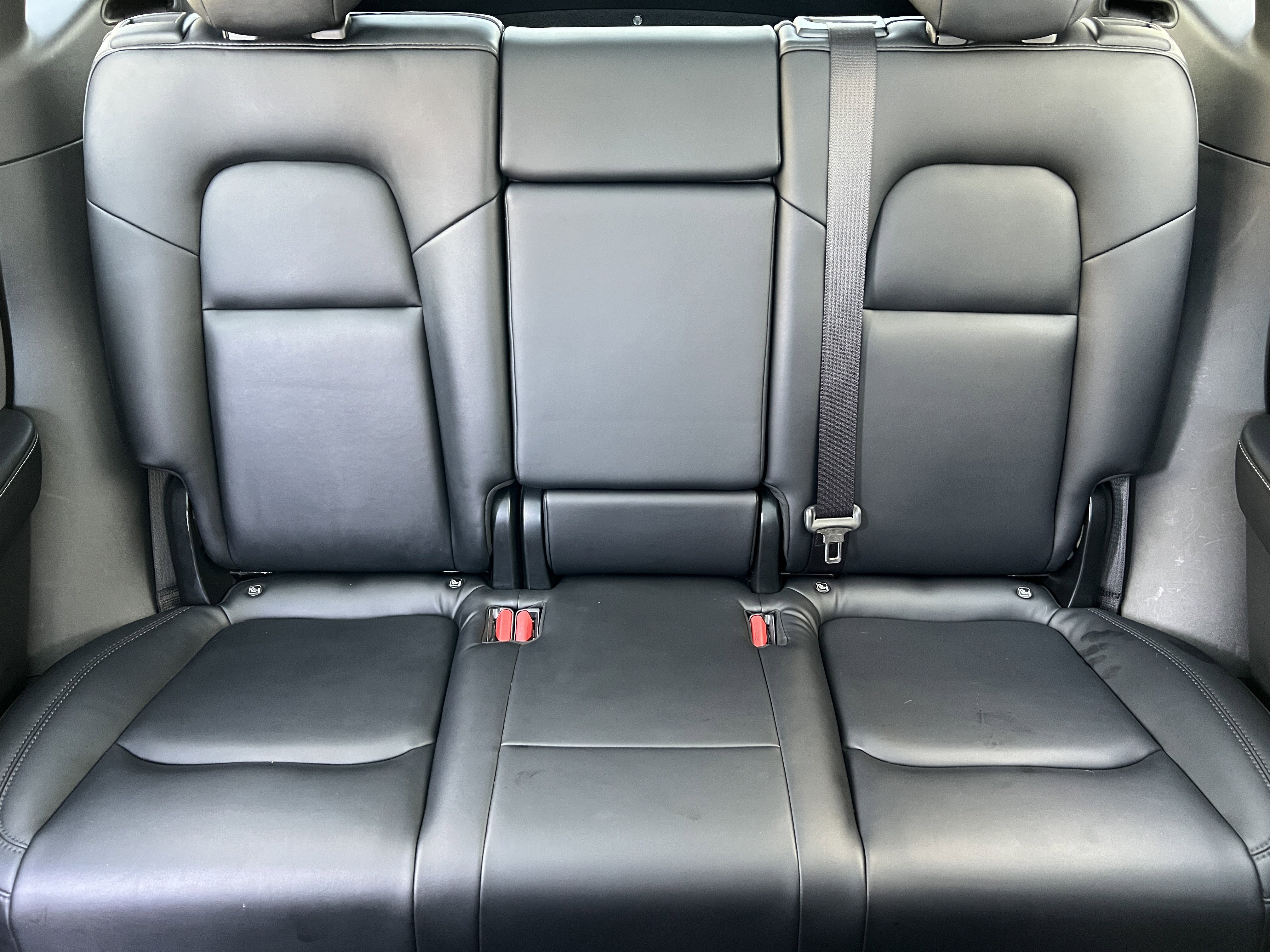 Used 2020 Tesla Model Y Long Range image 15