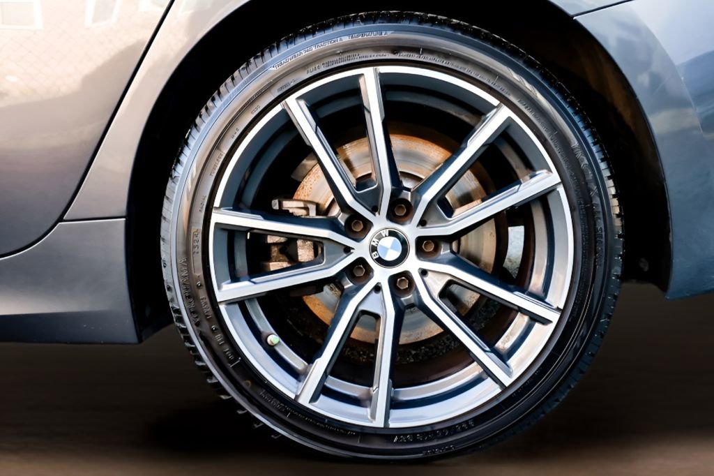 Used 2022 BMW 330i Sedan image 35