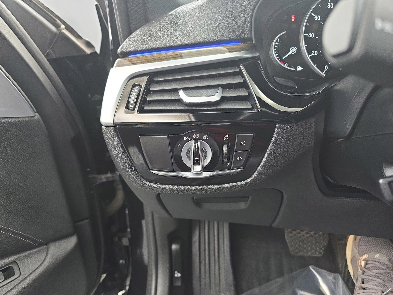Used 2019 BMW 540i RWD image 38