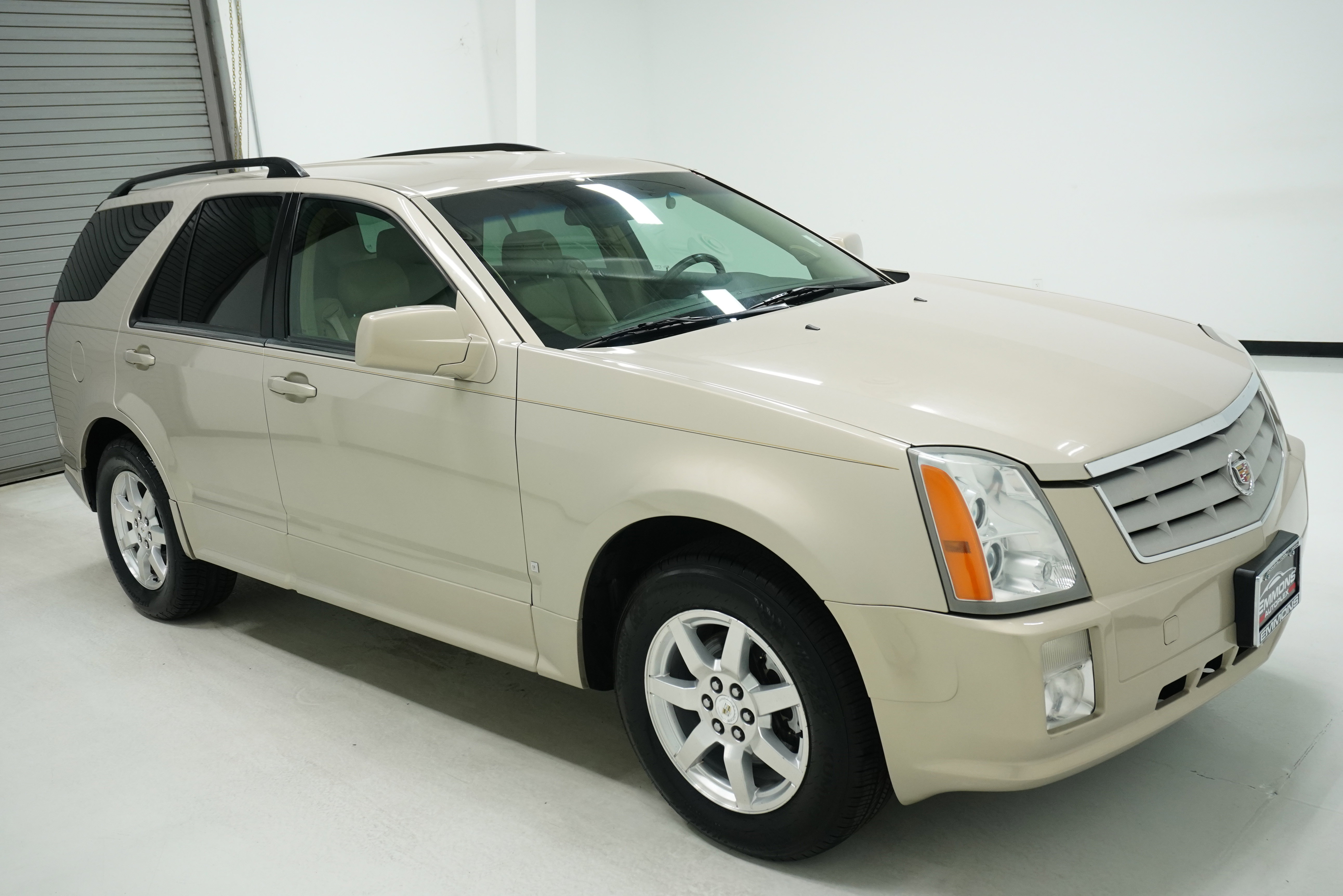 Used 2007 Cadillac SRX image 3