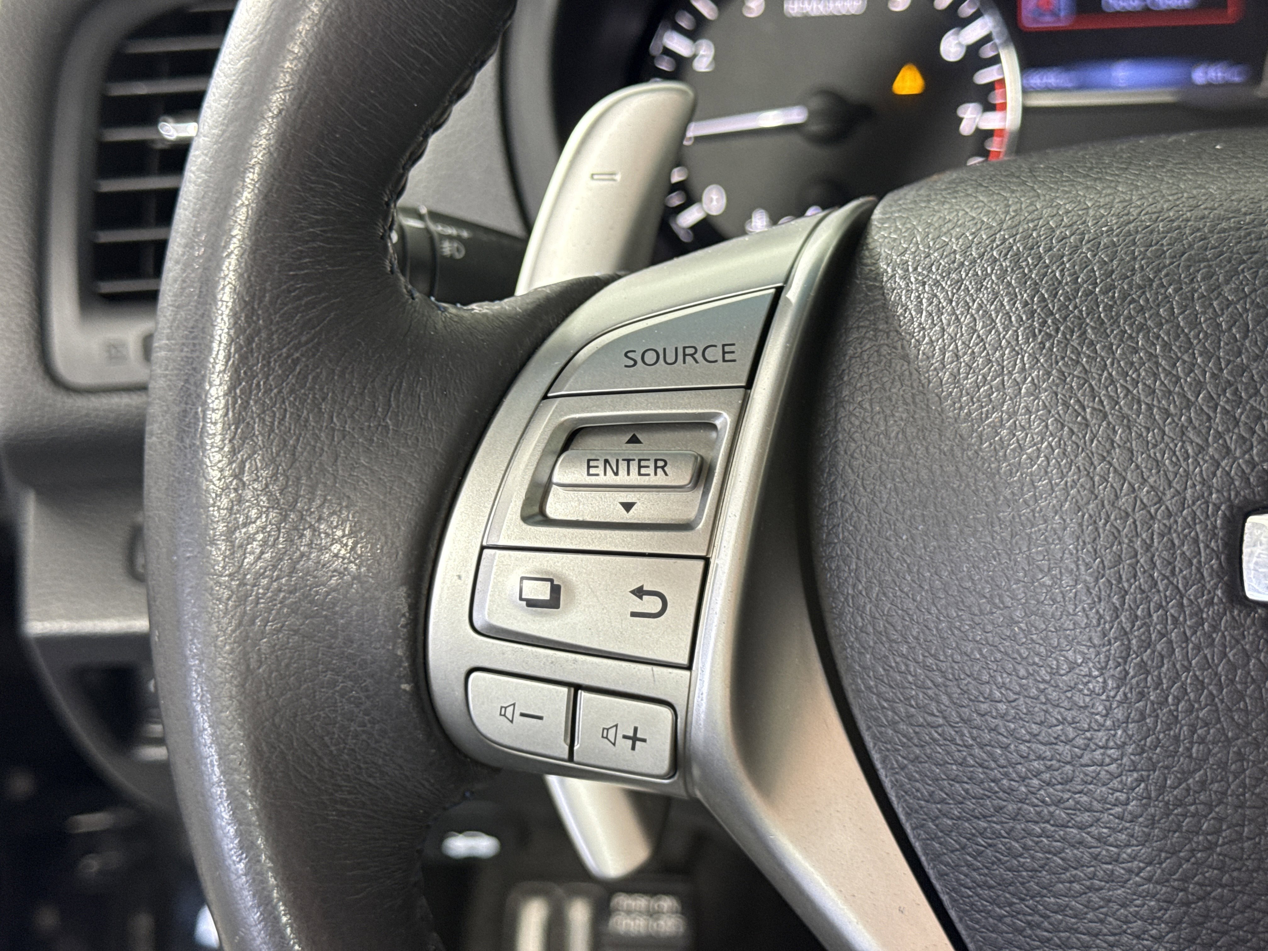 Used 2018 Nissan Altima 2.5 SR w/ SR Special Edition image 25