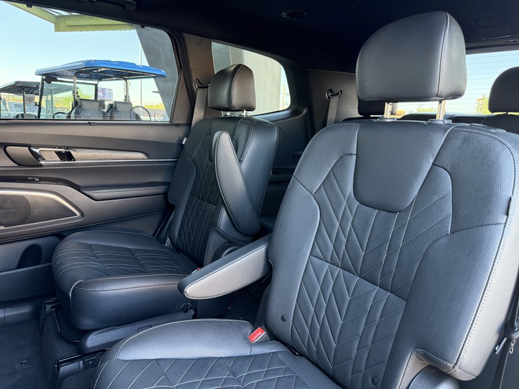 Used 2024 Kia Telluride EX X-Line image 37