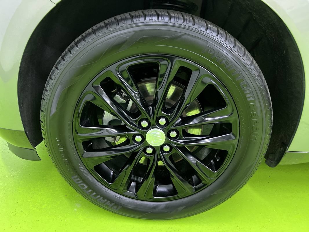 Used 2019 Buick Enclave Avenir w/ Avenir Technology Package AWD/4WD image 15