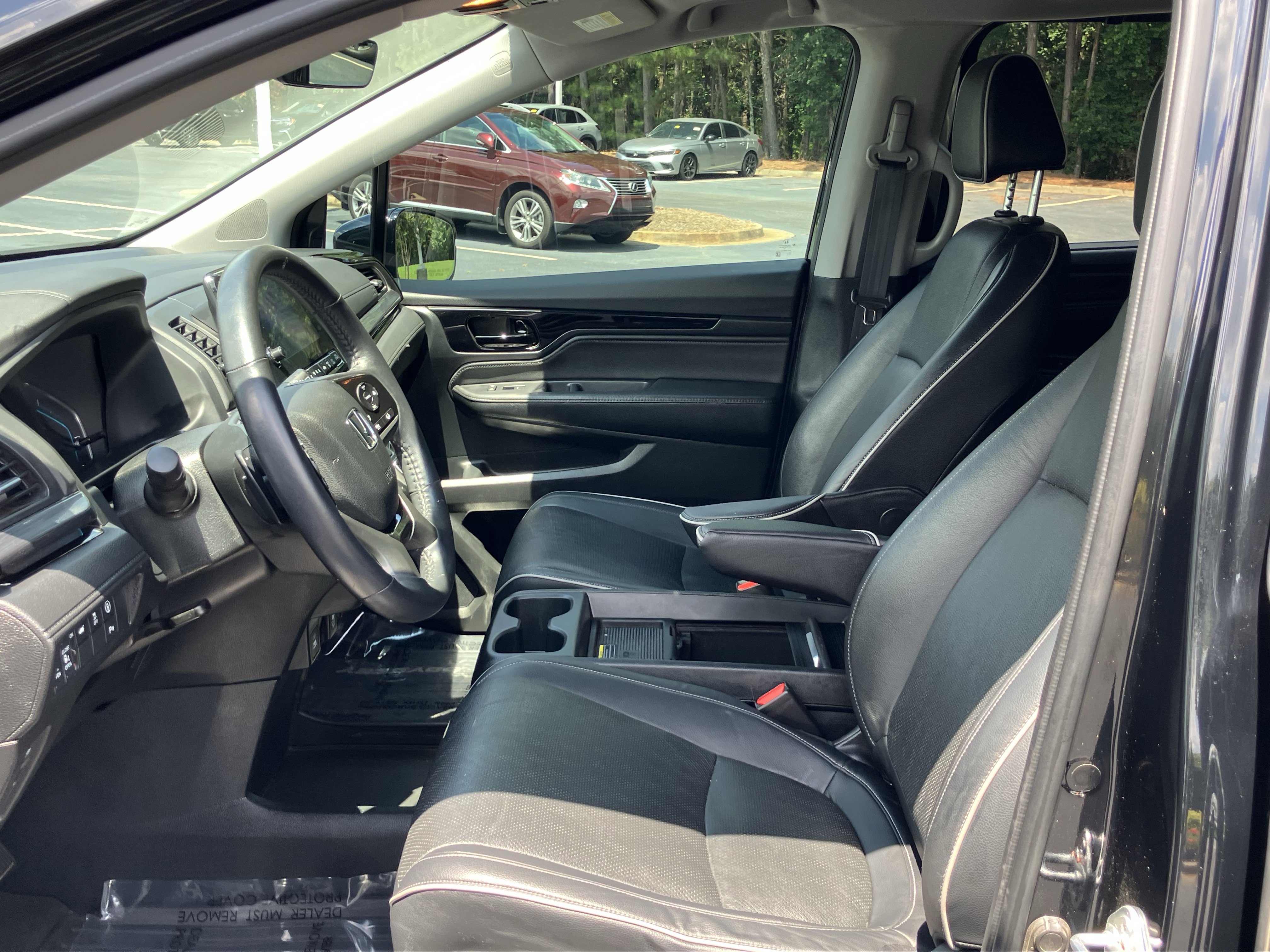 Used 2023 Honda Odyssey Elite image 15
