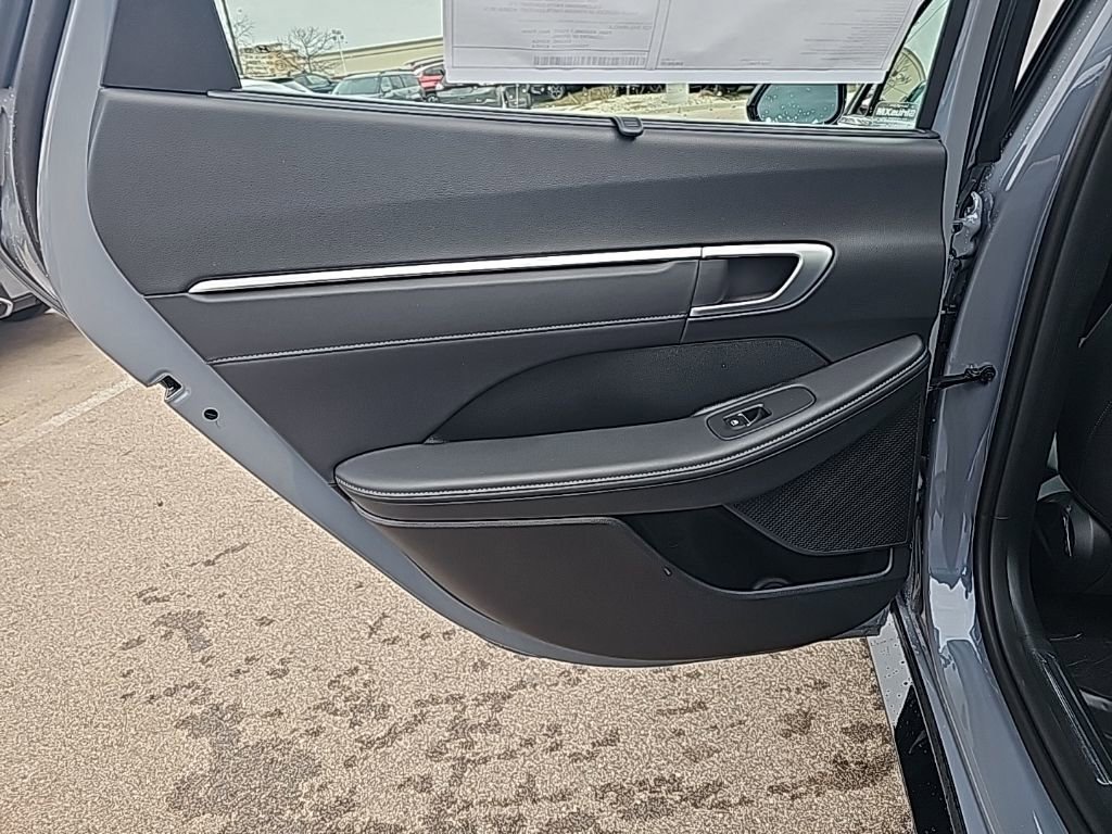New 2026 Hyundai Sonata Limited FWD image 30