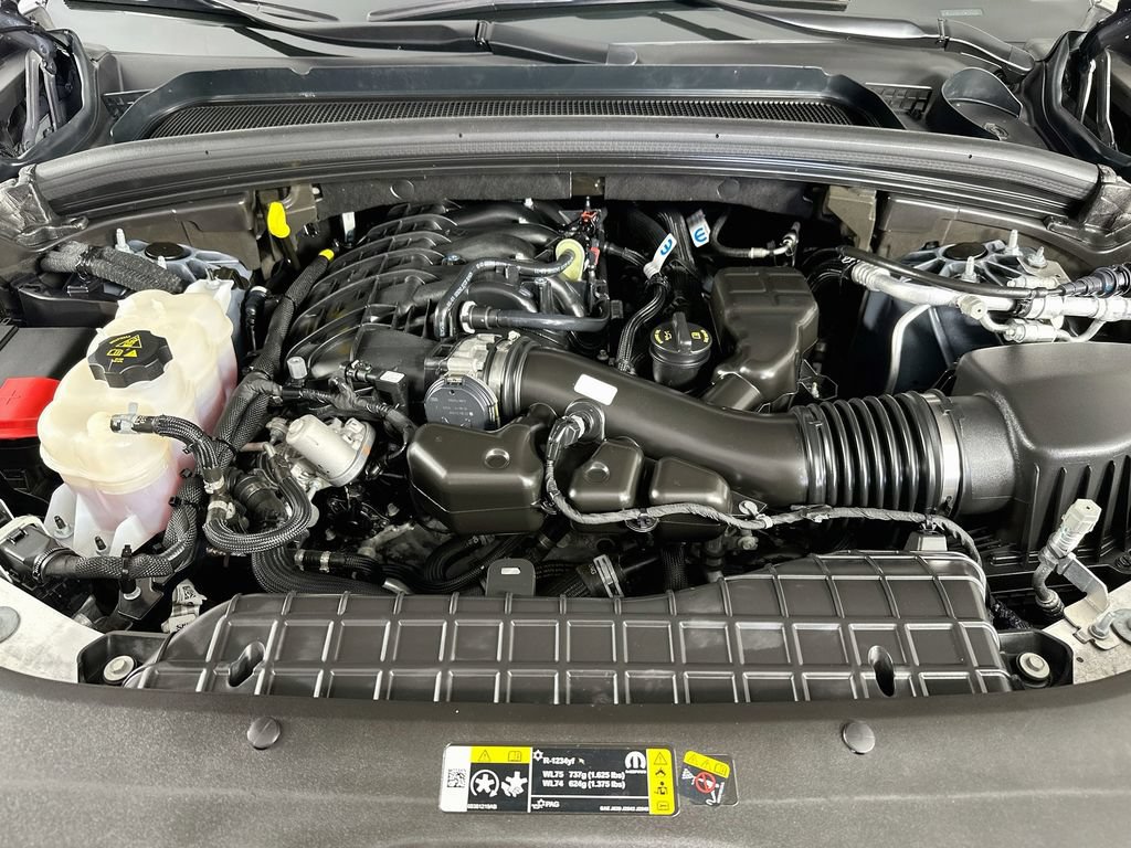 Certified 2025 Jeep Grand Cherokee Altitude AWD/4WD image 41