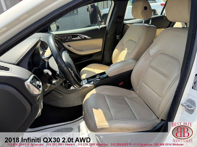 Used 2018 INFINITI QX30 Premium w/ Navigation Package AWD/4WD image 63