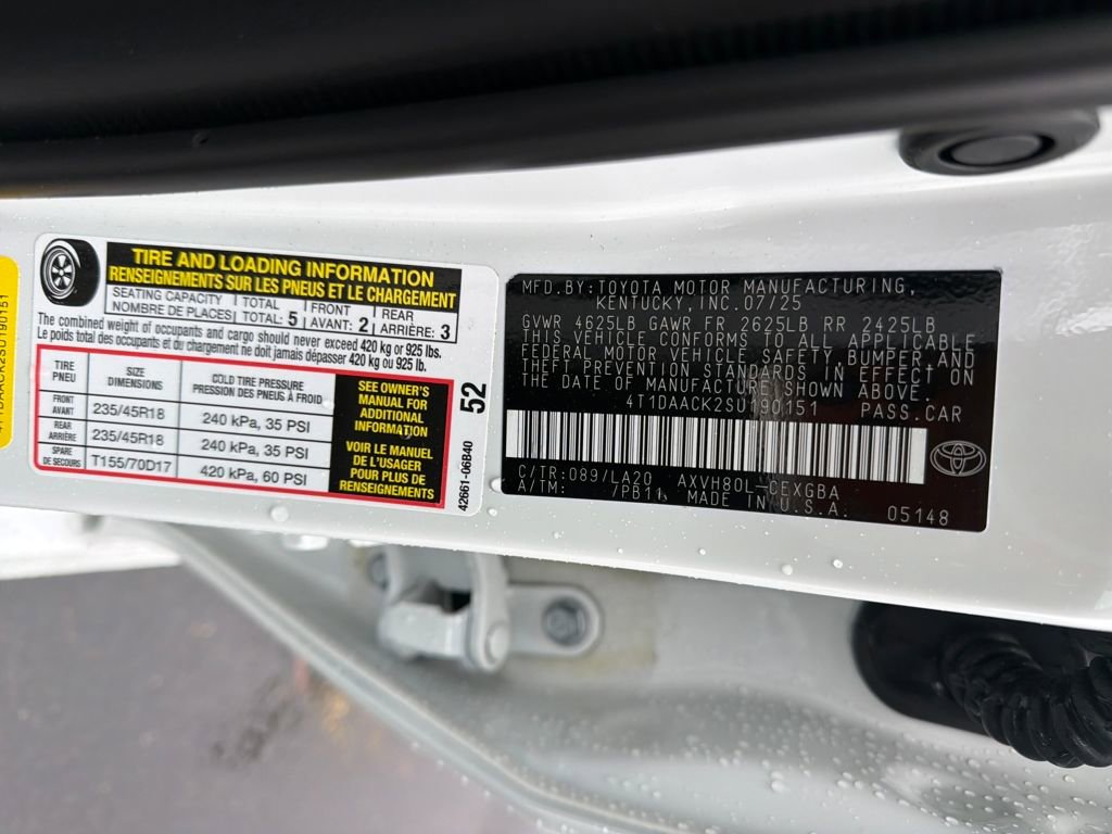 Used 2025 Toyota Camry XLE image 23