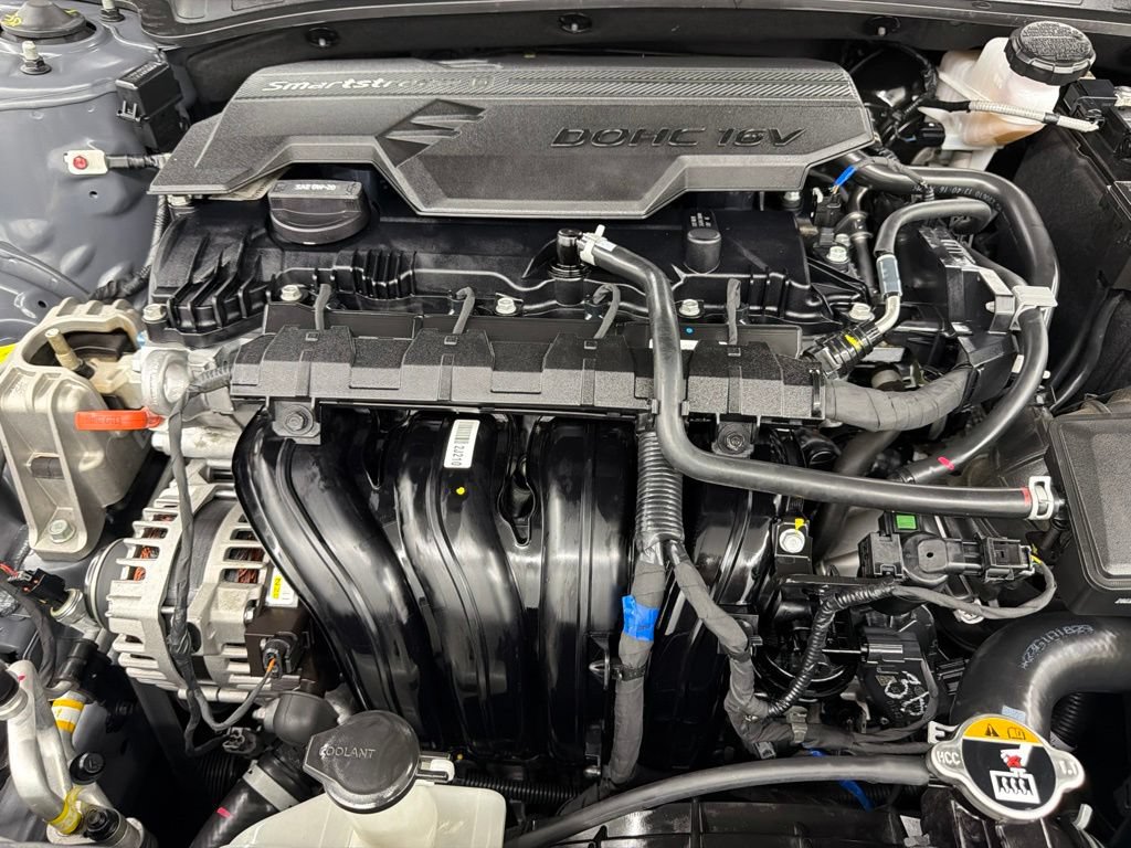 Used 2023 Hyundai Elantra SEL w/ Convenience Package FWD image 39