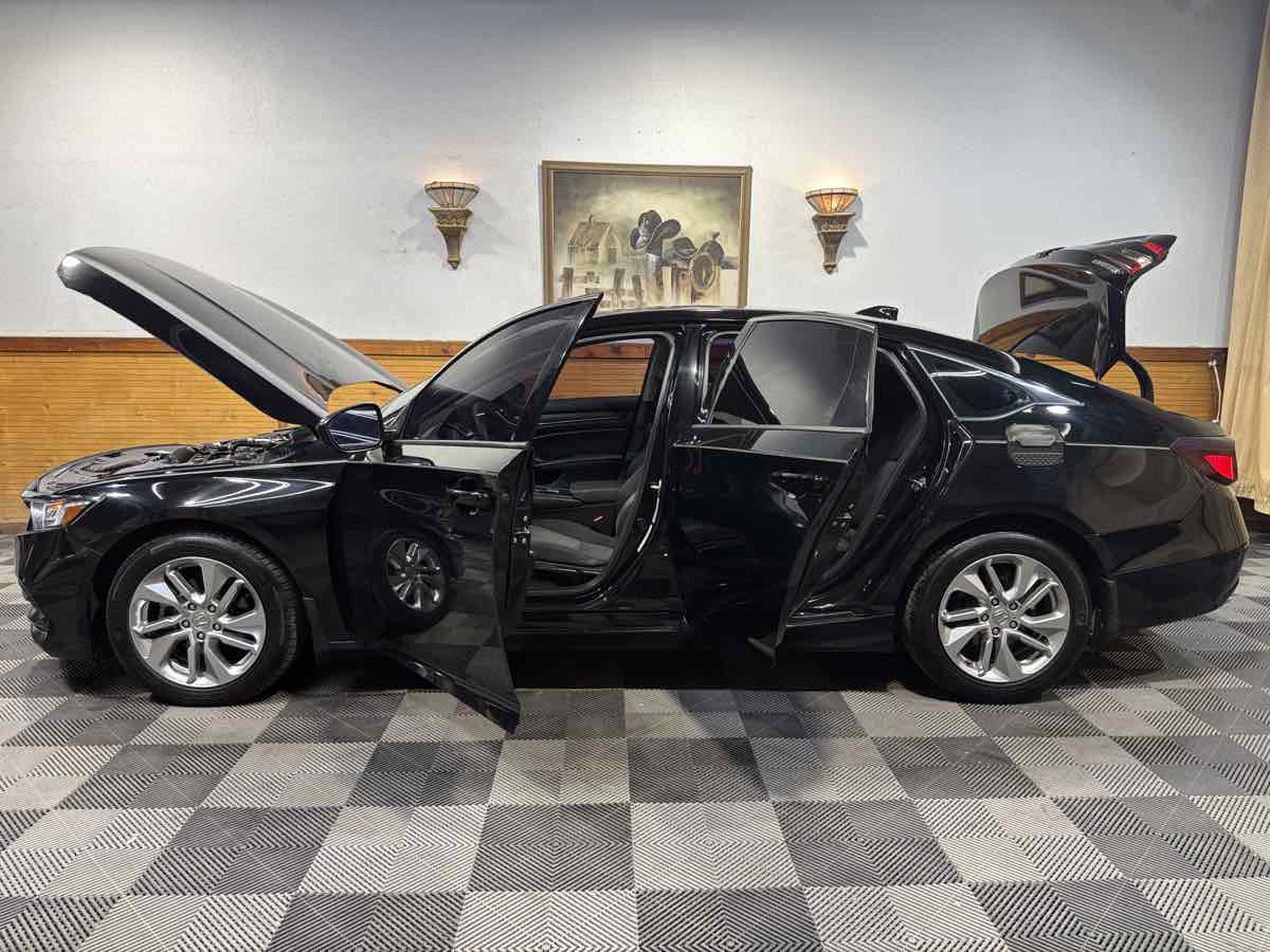 Used 2019 Honda Accord LX image 12