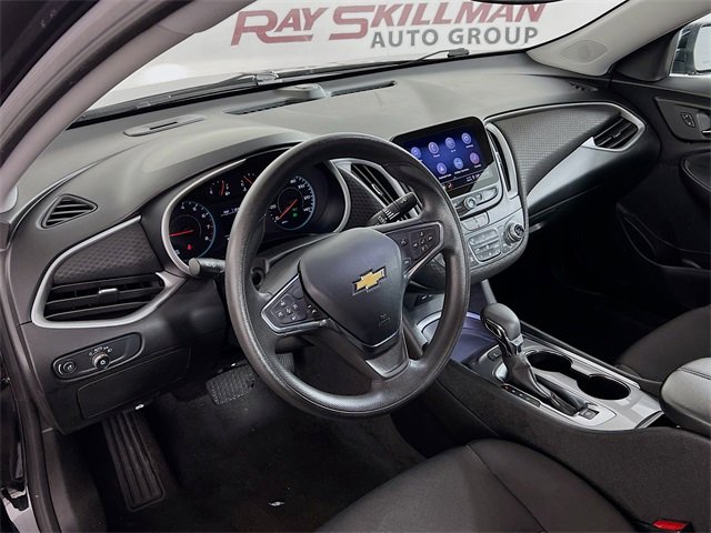 Used 2024 Chevrolet Malibu LT image 32