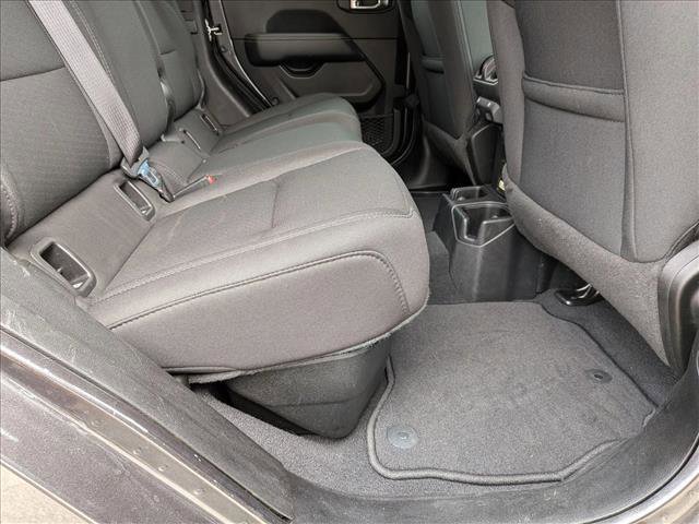 Used 2023 Jeep Gladiator Overland image 20