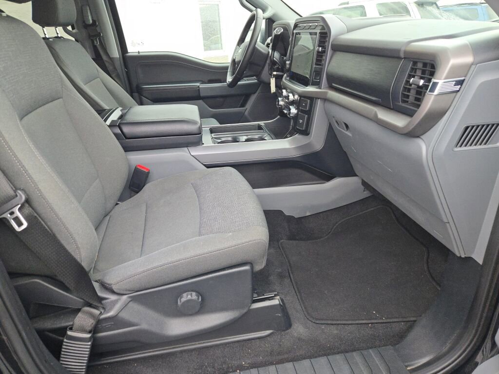 Used 2024 Ford F150 XLT w/ Mobile Office Package image 7