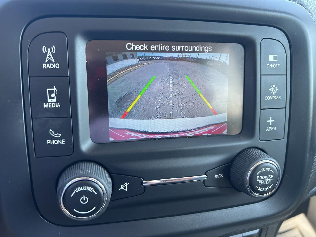 Used 2016 Jeep Renegade Limited image 25