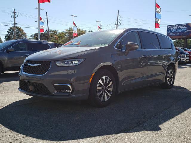 Used 2022 Chrysler Pacifica Touring-L FWD image 8