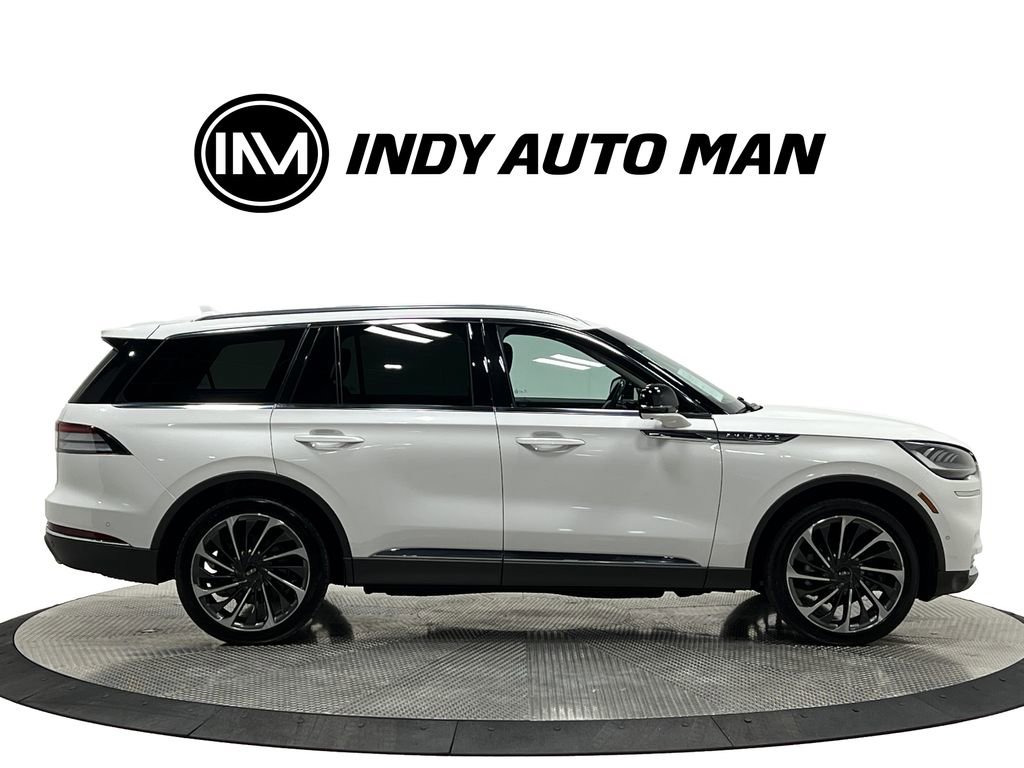Used 2022 Lincoln Aviator Reserve w/ Equipment Group 201A AWD/4WD image 3